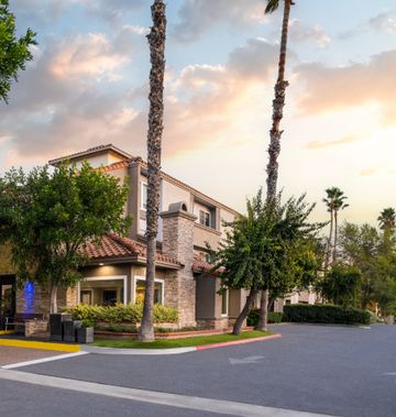 Holiday Inn Express Simi Valley