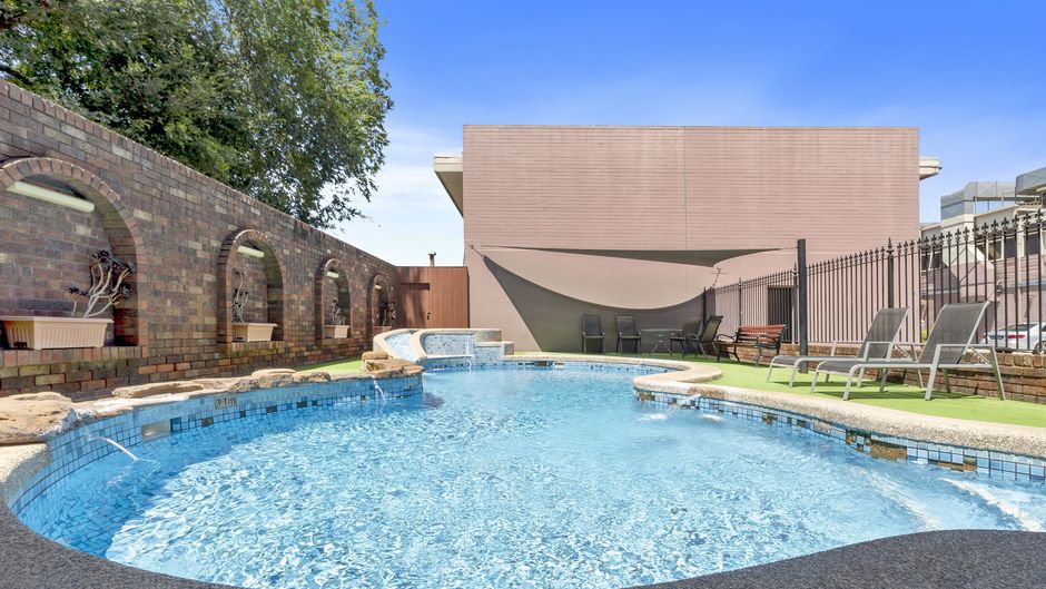 Sherbourne Terrace Hotel Pool