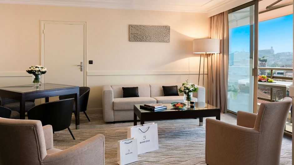 Hotel Barriere Le Gray d'Albion Suite