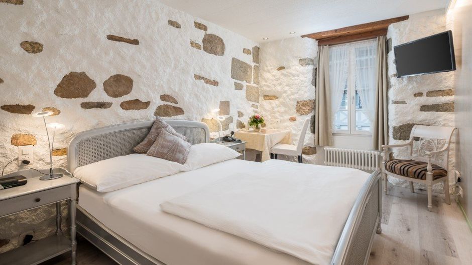 Hotel Murtenhof & Crown Room