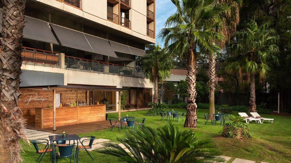 Marriott Lisbon Hotel Pool