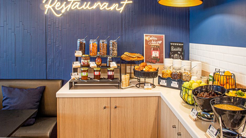 Holiday Inn Express Paris Restaurant