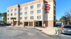 Red Roof Suites Fayetteville-Fort Bragg