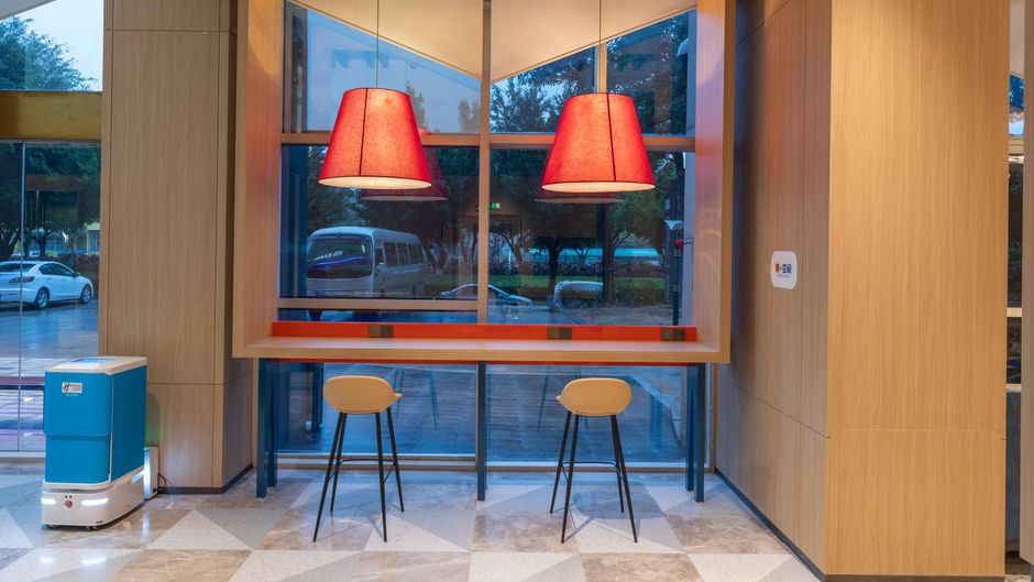 Holiday Inn Express Jimei New Town Exterior