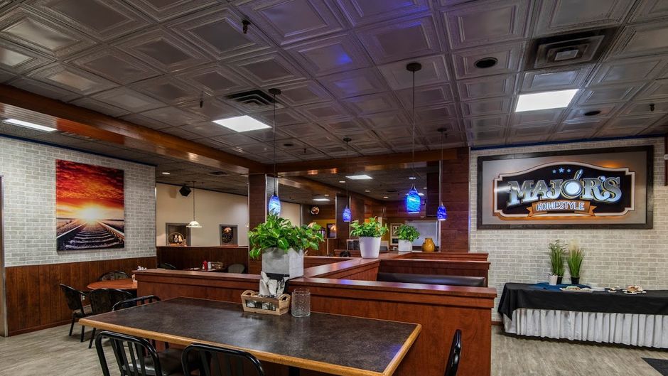 Paradise Inn & Suites Conference Centre Restaurant