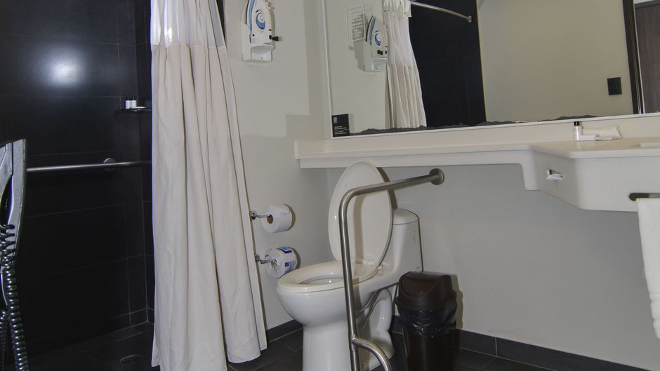 City Express Plus by Marriott Room