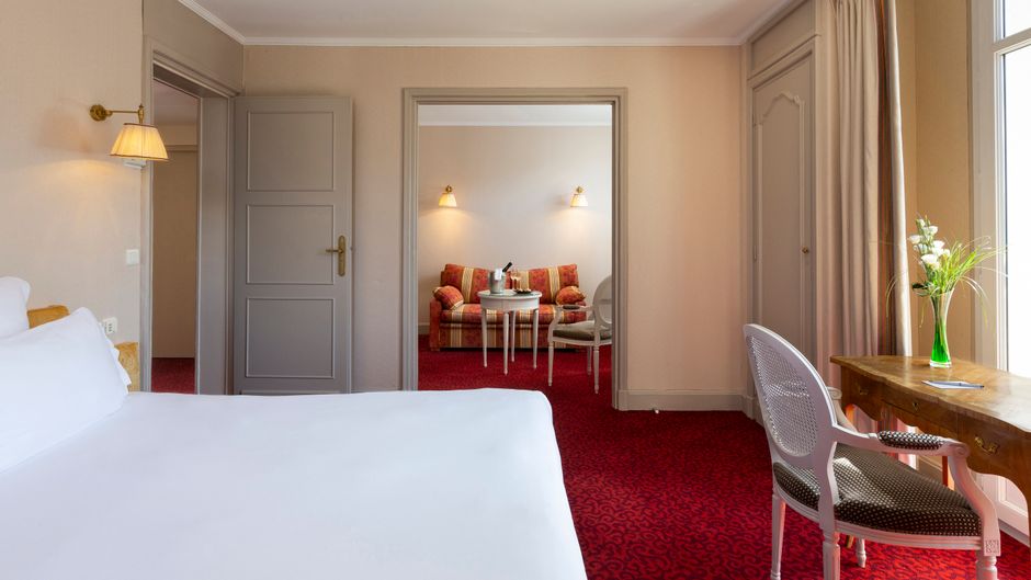 Grand Hotel Barriere Suite