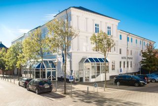 Phonix Hotel
