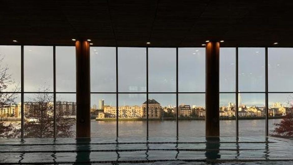 Canary Riverside Plaza Hotel Recreation