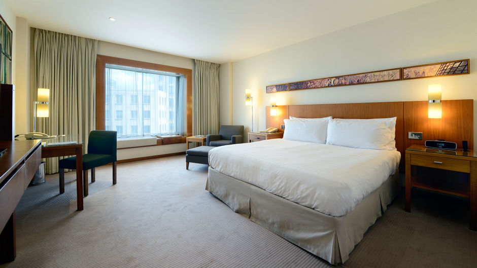 Canary Riverside Plaza Hotel Exterior