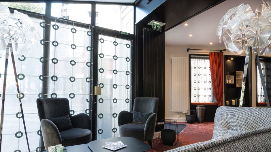 Hotel Plaza Etoile Lobby