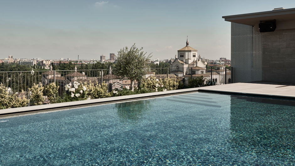 Hotel VIU Milan Pool