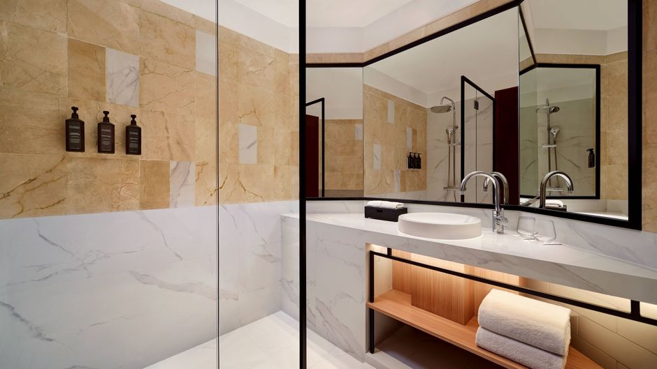Sheraton Jakarta Soekarno Hatta Airport Room