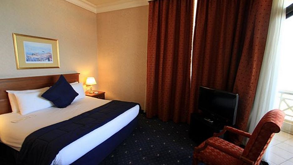 Bayview Hotel Suite