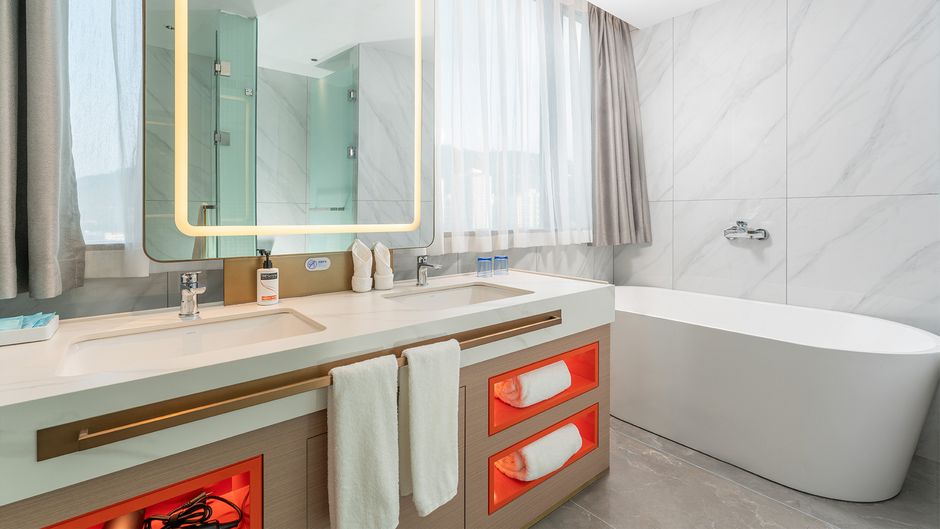 Holiday Inn Express Bazhong Center Room