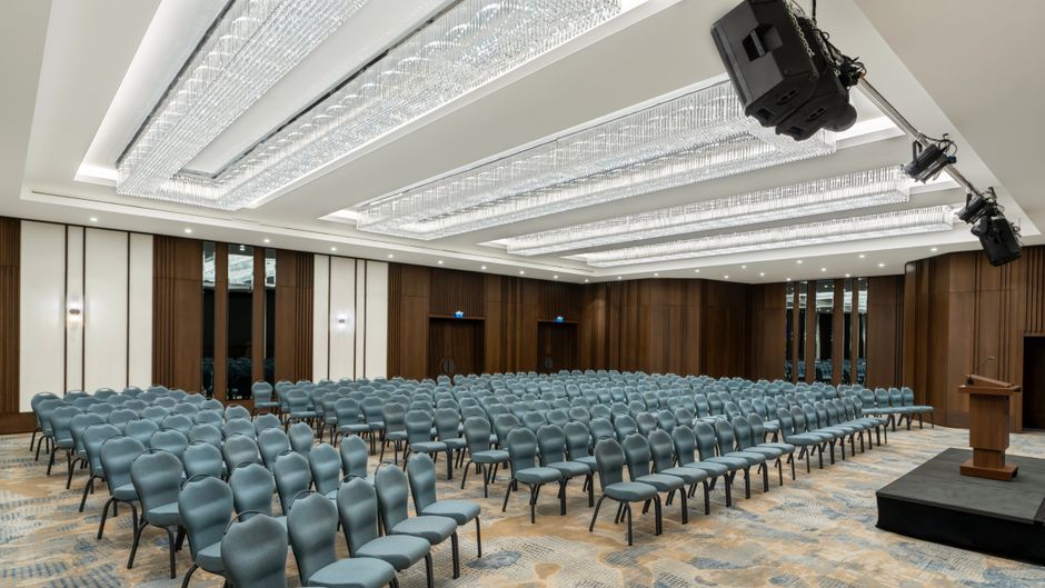 Crowne Plaza Ortakoy Bosphorus Ballroom