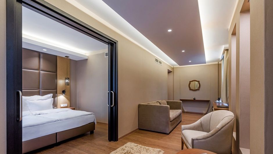 Continental Hotel Budapest Suite