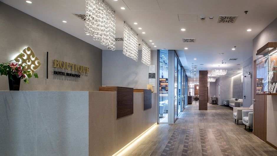 Charm Hotel Budapest Lobby