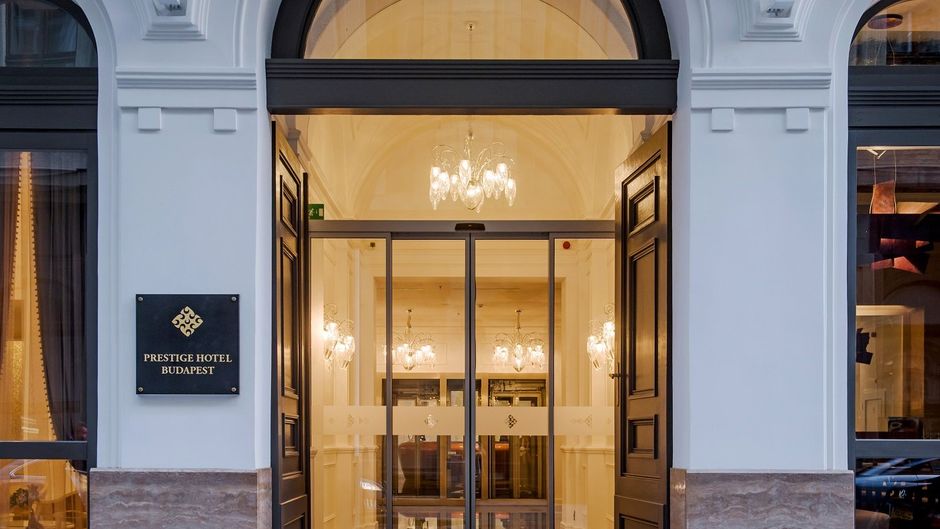 Prestige Hotel Budapest Exterior
