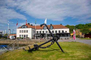 Dockyard Hotel