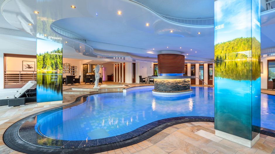 Dollenberg Hotel Pool