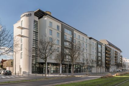 Courtyard Colombes