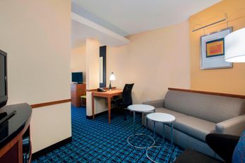 Fairfield Inn & Suites Lakeland Plant Ci