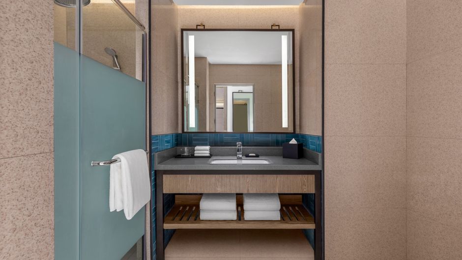 Four Points by Sheraton Room