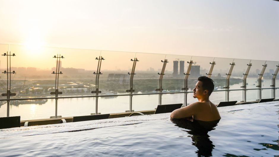 Le Meridien  Saigon Pool