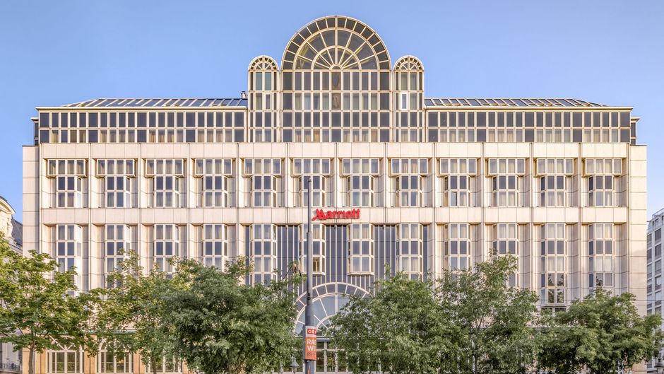 Vienna Marriott Hotel Exterior