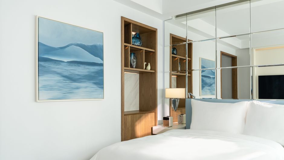 Lanson Place Causeway Bay Room
