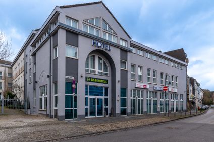 Hotel De Ville