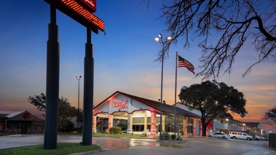 Red Roof Suites Irving–DFW Airport South