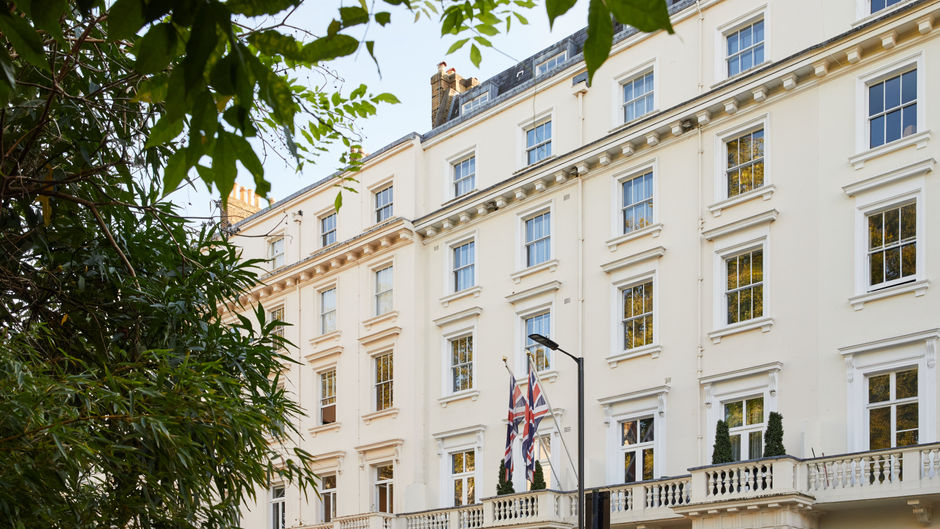 Eccleston Square Hotel Exterior