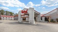 Red Roof Inn & Suites Newport News