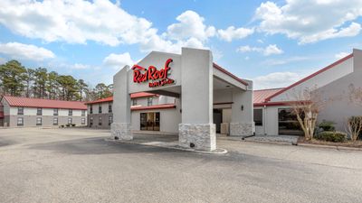 Red Roof Inn & Suites Newport News
