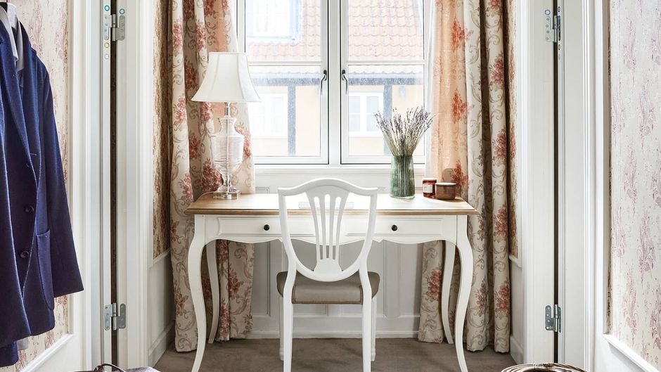 Bandholm Hotel Room