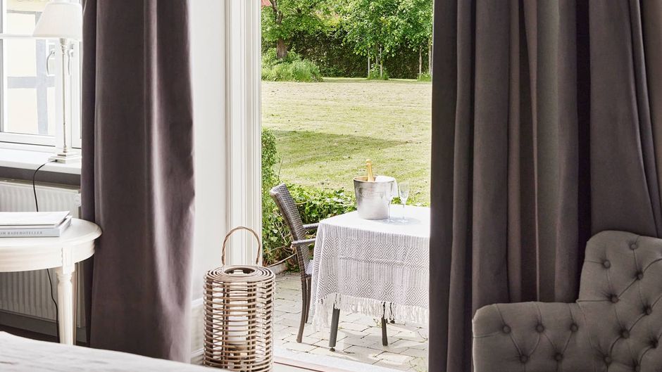Bandholm Hotel Room