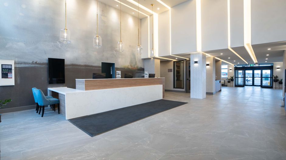 Sandman Signature Hotel & Suites Exterior