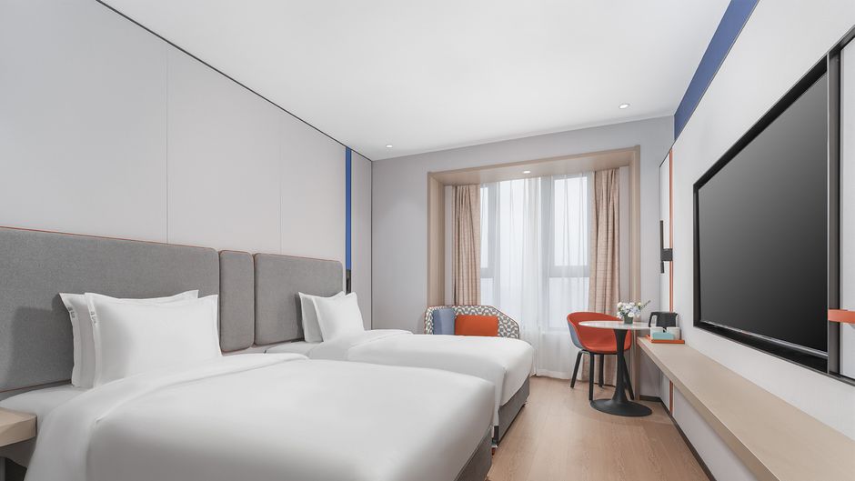 Holiday Inn Exp Yuhua Room