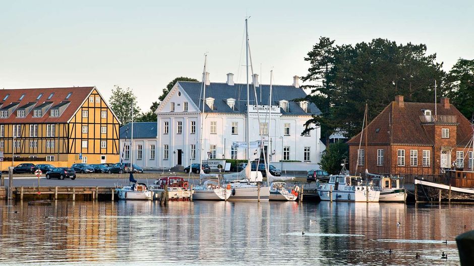 Bandholm Hotel Exterior