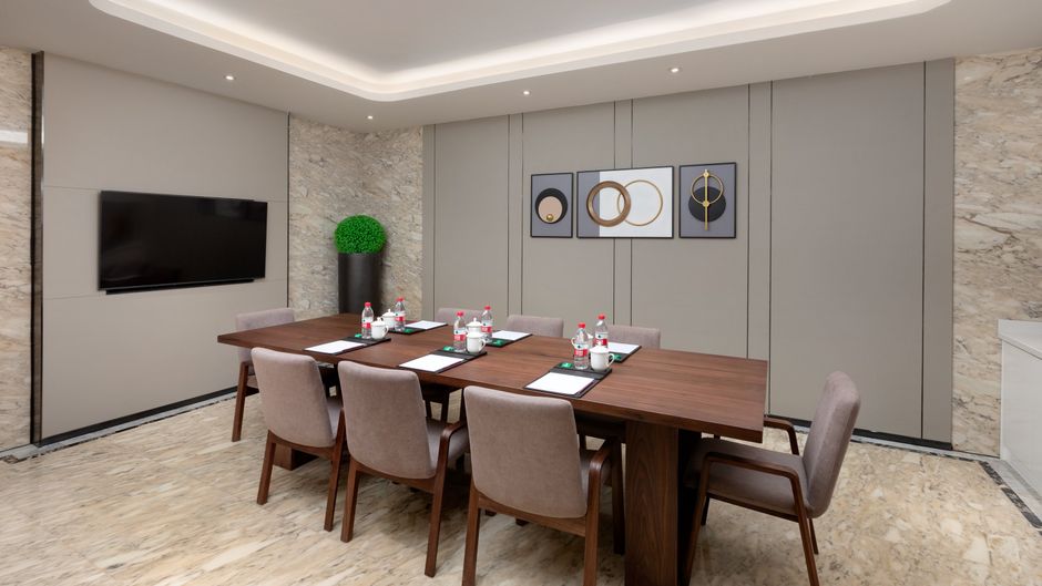 Crowne Plaza Zhoushan Seaview Suite