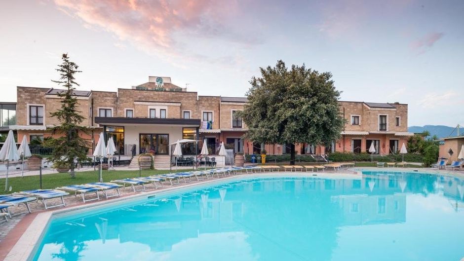 Terra Umbra Hotel Pool