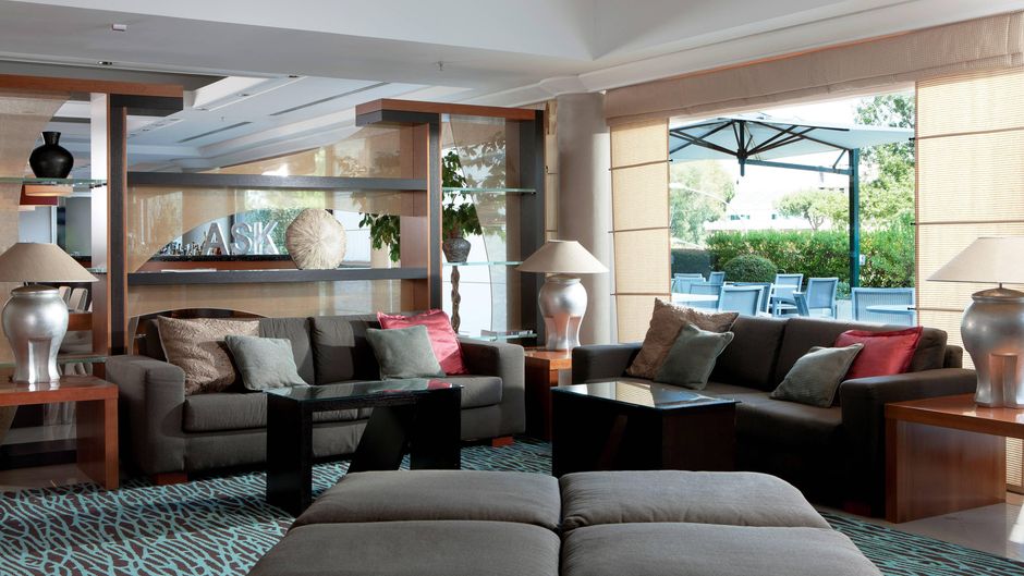 Courtyard by Marriott Rome Central Park Lobby