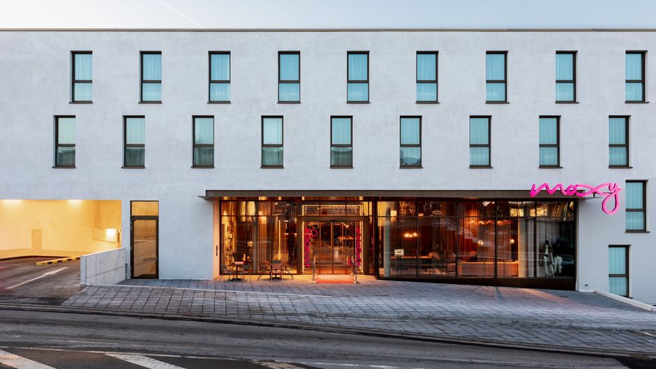Moxy Outletcity Metzingen Exterior