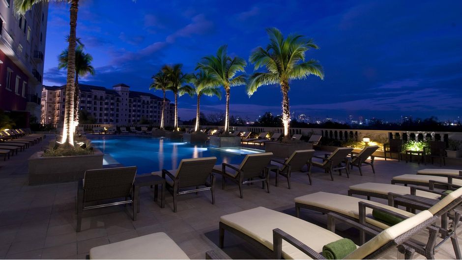 Manila Marriott Hotel Pool