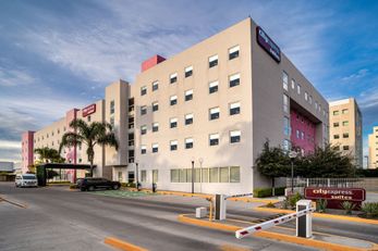 City Express Suites-Marriott Queretaro