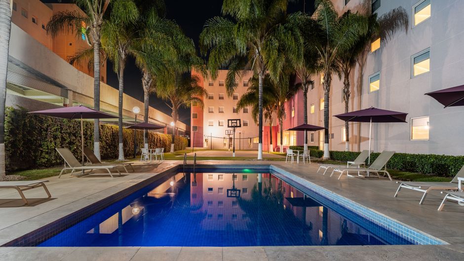 City Express Suites-Marriott Queretaro Pool