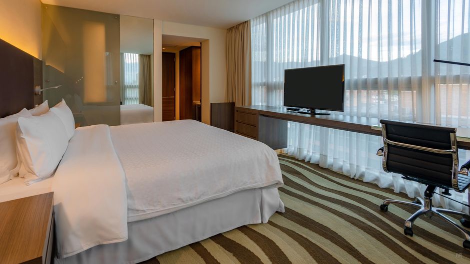 Four Points by Sheraton, Bogota Room