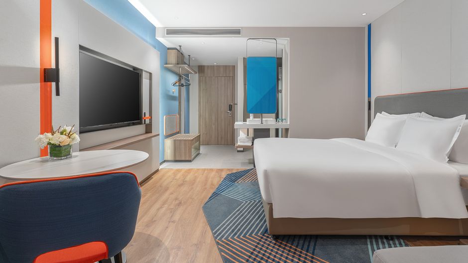 Holiday Inn Express Jimei New Town Room